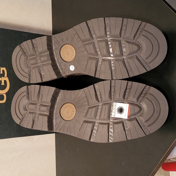 UGG Biltmore Chelsea Brown Leather Chukka Boots 8.5M - Picture 7 of 9